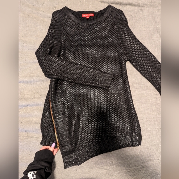 Saks Fifth Avenue Sweaters - Saks Fifth Avenue Black Sweater with Rose Gold Zipper